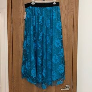 NWT LULAROE XL Lucy skirt